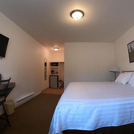 Col-Pacific Motel Ilwaco Extérieur photo