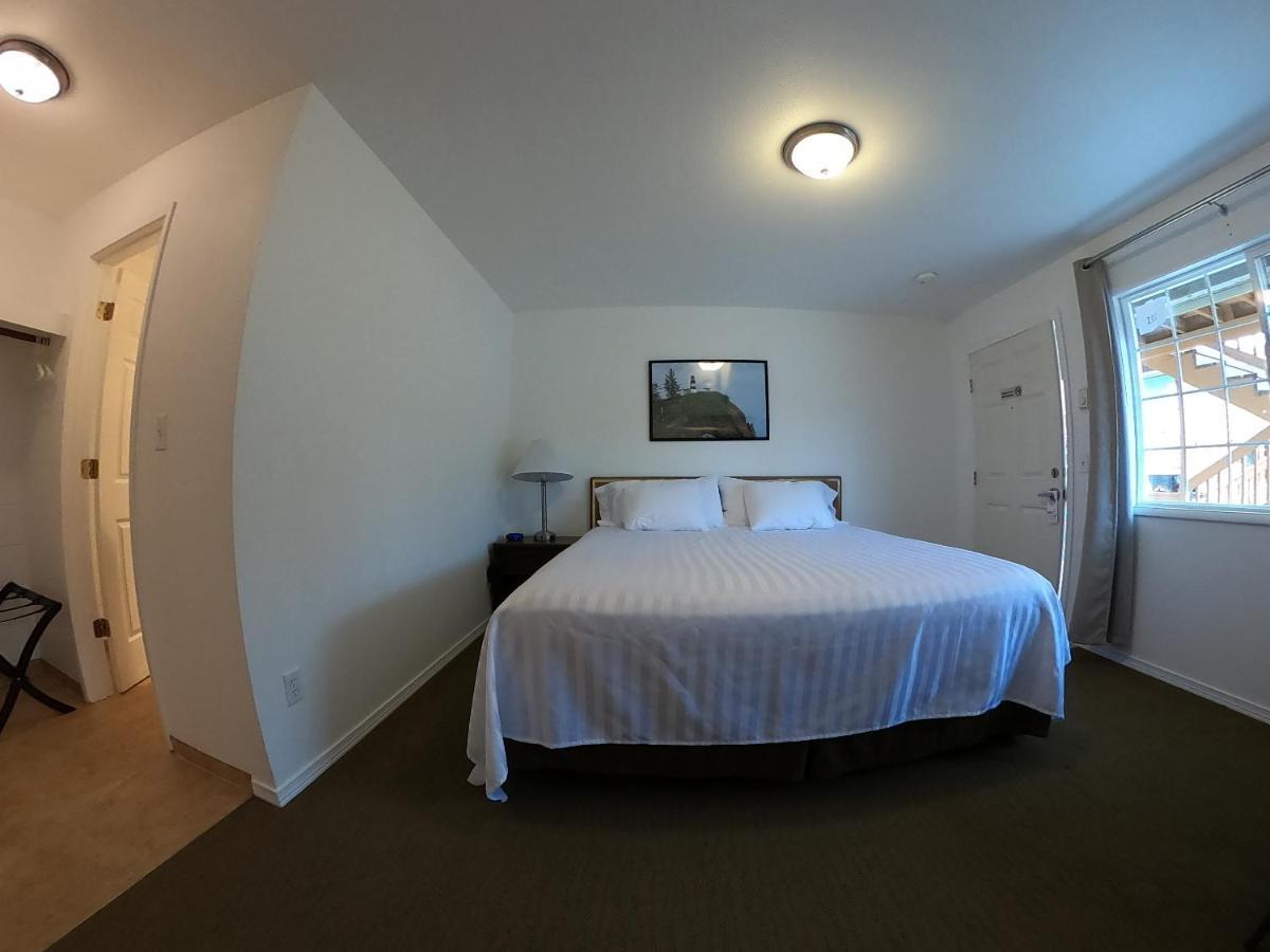 Col-Pacific Motel Ilwaco Extérieur photo